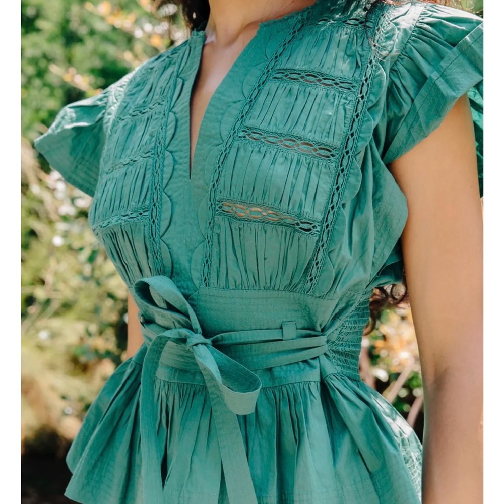 Love the Label green top L